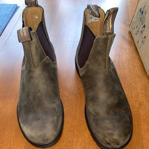 Blundstones Men’s 9.5